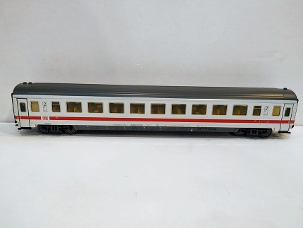 Marklin42272 Вагон скорого поезда 2кл., тип Bpmz 293.1 DB AG H0