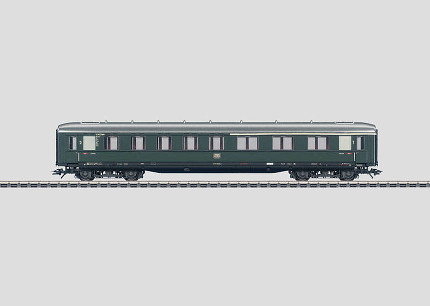Marklin43232 Вагон AB4üwe-39/51 скорого поезда "Schürzenwagen" H0